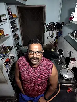 Snapshot of Siranjeevishiva chatting on 11-19-25, 06:52 Siranjeevishiva online show from 11-19-25, 06:52