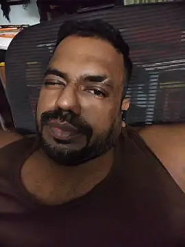 Snapshot of Siranjeevishiva chatting on 12-17-25, 08:04 Siranjeevishiva online show from 12-17-25, 08:04