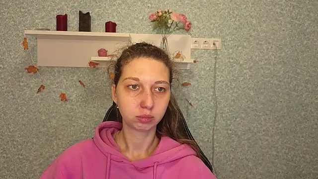 CuteEllii online show from 12-04-25, 05:17