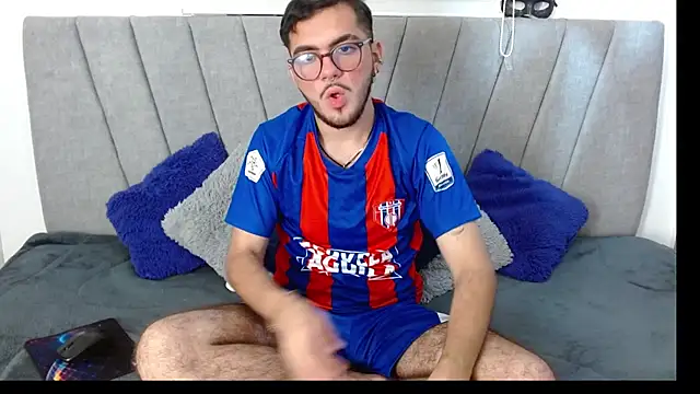 Zac Golden online show from 11-14-25, 02:21