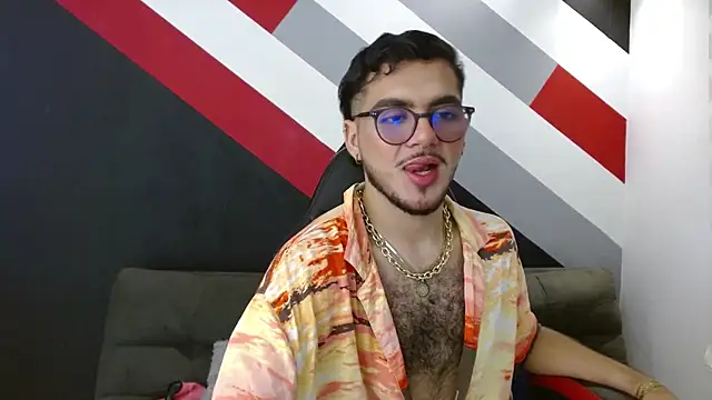 Zac Golden online show from 11-17-25, 07:08