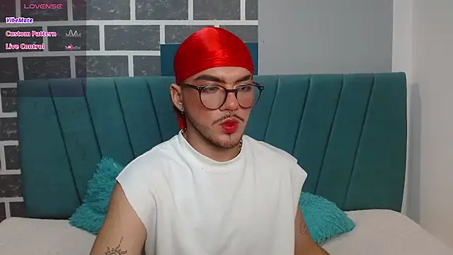 Zac Golden online show from 12-01-25, 12:26