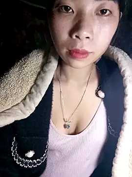 Snapshot of mekaka00 chatting on 12-22-25, 02:47 mekaka00 online show from 12-22-25, 02:47