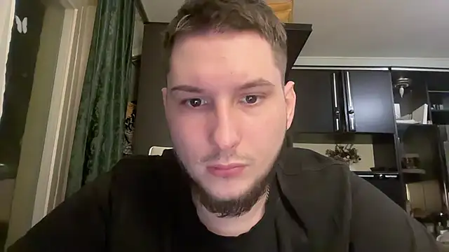 Snapshot of Pablo_benzoo chatting on 10-21-25, 03:24 Pablo benzoo online show from 10-21-25, 03:24