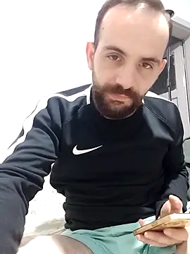 Snapshot of lazzzz09 chatting on 10-27-25, 06:56 lazzzz09 online show from 10-27-25, 06:56