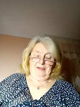 Snapshot of AmyLove353 chatting on 11-22-25, 08:19 AmyLove353 online show from 11-22-25, 08:19