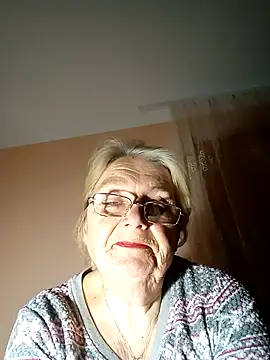 Snapshot of AmyLove353 chatting on 11-26-25, 10:22 AmyLove353 online show from 11-26-25, 10:22