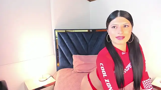 AlexaLaenz online show from 11-21-25, 12:04