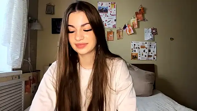 Snapshot of TheRealAnna chatting on 11-04-25, 08:57 TheRealAnna online show from 11-04-25, 08:57