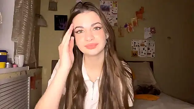 Snapshot of TheRealAnna chatting on 12-01-25, 05:07 TheRealAnna online show from 12-01-25, 05:07