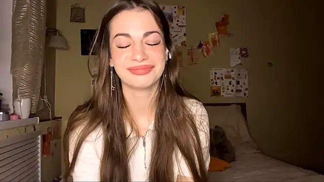 Snapshot of TheRealAnna chatting on 12-02-25, 03:29 TheRealAnna online show from 12-02-25, 03:29