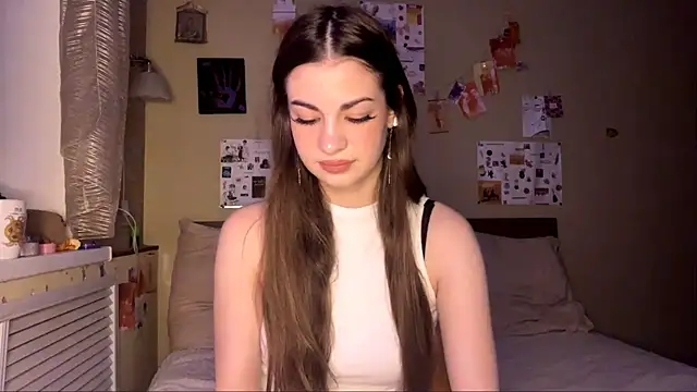 Snapshot of TheRealAnna chatting on 12-04-25, 02:59 TheRealAnna online show from 12-04-25, 02:59