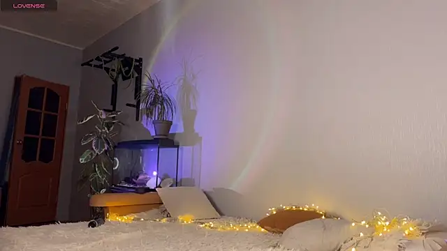 Snapshot of Lin_Cherie chatting on 11-18-25, 04:55 Lin Cherie online show from 11-18-25, 04:55