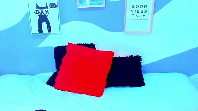 Snapshot of VIOLETA-28 chatting on 11-28-25, 01:36 VIOLETA-28 online show from 11-28-25, 01:36