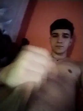 Danii2005 online show from 10-27-25, 01:37