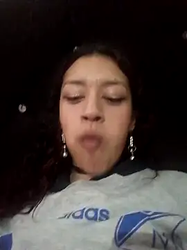 Snapshot of mia_scarlett7 chatting on 11-30-25, 01:31 mia scarlett7 online show from 11-30-25, 01:31