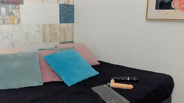 Snapshot of Anna_Tood chatting on 11-11-25, 11:21 Anna Tood online show from 11-11-25, 11:21