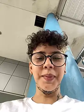 Snapshot of Abby_Evanns1 chatting on 11-09-25, 08:40 Abby Evanns1 online show from 11-09-25, 08:40