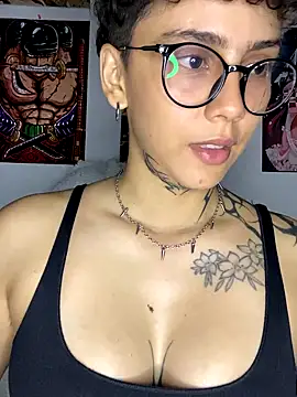 Snapshot of Abby_Evanns1 chatting on 11-14-25, 08:02 Abby Evanns1 online show from 11-14-25, 08:02