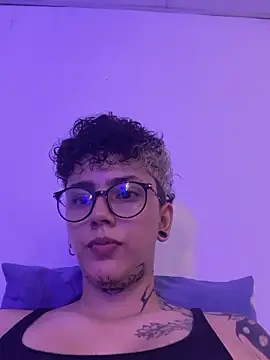 Snapshot of Abby_Evanns1 chatting on 11-18-25, 08:35 Abby Evanns1 online show from 11-18-25, 08:35