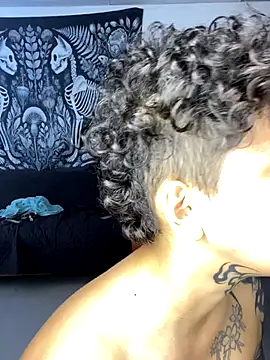 Snapshot of Abby_Evanns1 chatting on 12-14-25, 04:34 Abby Evanns1 online show from 12-14-25, 04:34