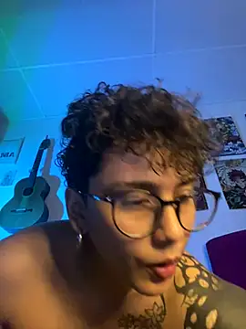 Snapshot of Abby_Evanns1 chatting on 12-16-25, 12:59 Abby Evanns1 online show from 12-16-25, 12:59