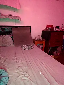 Snapshot of Tizi_04 chatting on 12-16-25, 06:07 Tizi 04 online show from 12-16-25, 06:07