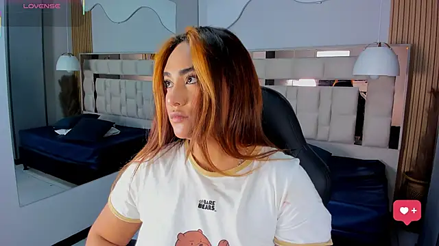 AnguelJones online show from 11-25-25, 04:12