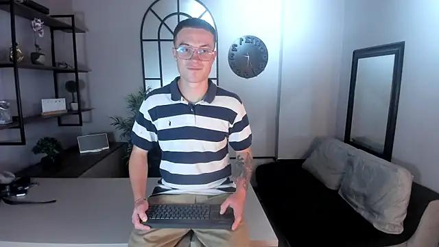 Lil James online show from 11-20-25, 08:41