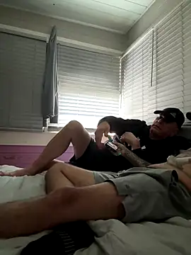 Snapshot of D13ON3L chatting on 10-21-25, 01:56 D13ON3L online show from 10-21-25, 01:56