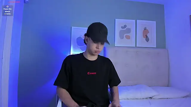 ApoloRicci online show from 02-16-26, 08:16