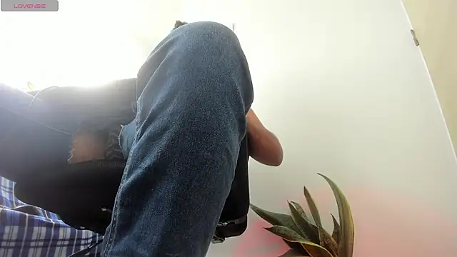 Alexxx feethis online show from 11-18-25, 07:29