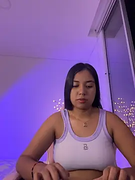 aly nicols online show from 11-27-25, 05:31