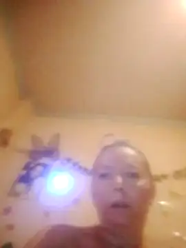 Snapshot of Mairi702 chatting on 11-04-25, 12:15 Mairi702 online show from 11-04-25, 12:15