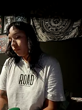 Snapshot of Isis_Bathory chatting on 11-13-25, 11:14 Isis Bathory online show from 11-13-25, 11:14