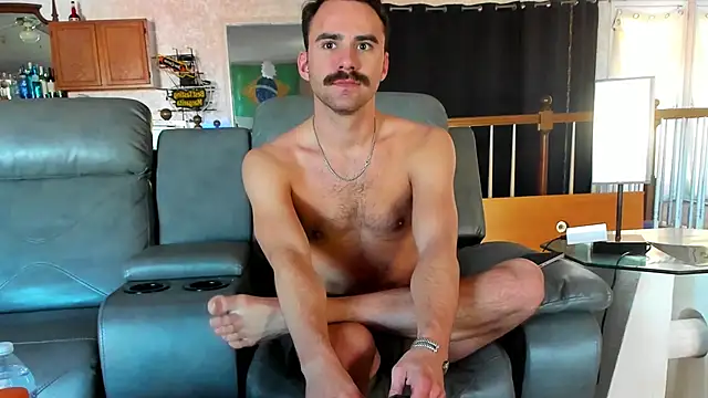 Snapshot of bobbyatx chatting on 12-17-25, 09:54 bobbyatx online show from 12-17-25, 09:54