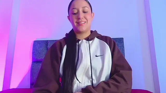 Snapshot of kittymonroe1 chatting on 12-05-25, 06:26 kittymonroe1 online show from 12-05-25, 06:26