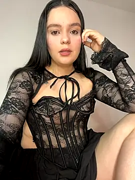 Snapshot of Selena_Roa chatting on 10-22-25, 12:05 Selena Roa online show from 10-22-25, 12:05