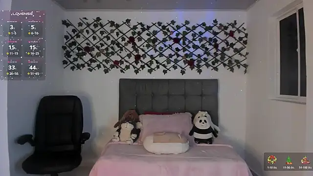 Snapshot of Karly_Closson chatting on 11-03-25, 03:08 Karly Closson online show from 11-03-25, 03:08