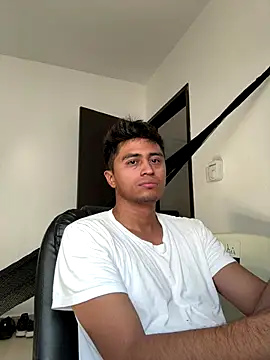 VERGALARGA120 online show from 12-14-25, 05:40