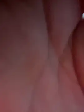 Snapshot of love-xx chatting on 12-17-25, 11:44 love-xx online show from 12-17-25, 11:44