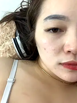 helo-kitty online show from 10-31-25, 08:48