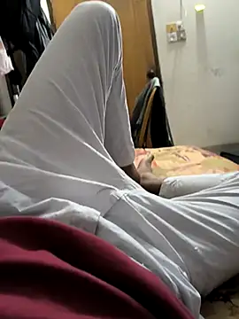 Snapshot of alfarabisami chatting on 11-23-25, 08:08 alfarabisami online show from 11-23-25, 08:08