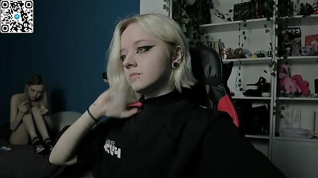 Holy Mistress S online show from 11-29-25, 09:56