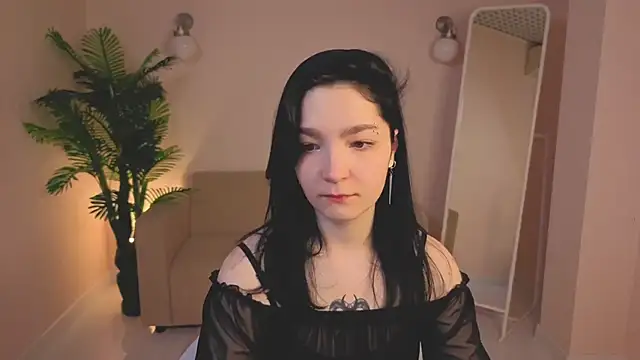 Linda Sweetiest online show from 11-24-25, 12:43