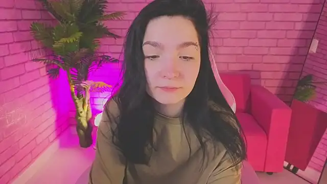 Linda Sweetiest online show from 12-19-25, 12:50