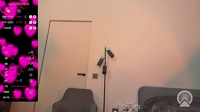 majestic madam online show from 12-21-25, 06:42