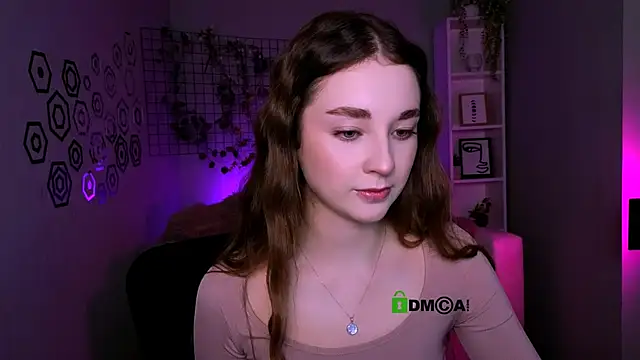 Snapshot of alisabliss chatting on 12-16-25, 08:14 alisabliss online show from 12-16-25, 08:14