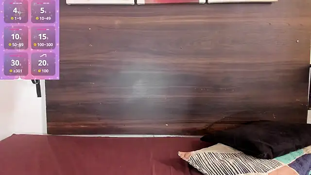 Debora Cienfuegos25 online show from 10-29-25, 02:19