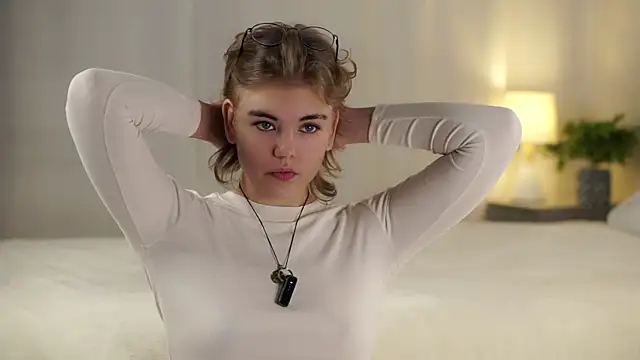 Snapshot of MelodyBaur chatting on 11-02-25, 11:34 MelodyBaur online show from 11-02-25, 11:34